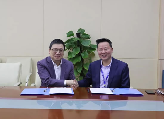 中加合作，走向国际化